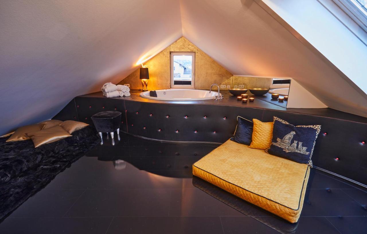 Der Zauberlehrling Hotel Stuttgart Ngoại thất bức ảnh